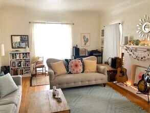 3459 Winslow Dr, Unit 3457 in Los Angeles, CA - Building Photo - Building Photo