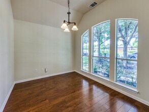 13008 Kenswick Dr in Austin, TX - Building Photo - Building Photo
