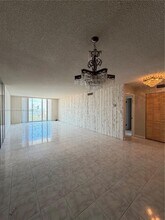 2851 NE 183rd St in Aventura, FL - Building Photo - Building Photo