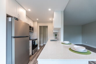 36 Talbot Street in Kitchener, ON - Building Photo - Interior Photo