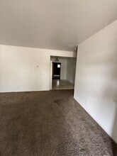 1612 Hendola Dr NE in Albuquerque, NM - Building Photo - Building Photo