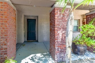 9268 Enchanted Grove Ave in Las Vegas, NV - Building Photo - Building Photo