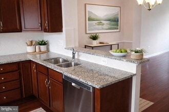 23109 Dunlop Heights Terrace in Ashburn, VA - Building Photo - Building Photo