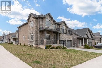 3651 Allen Tr in Fort Erie, ON - Building Photo - Building Photo