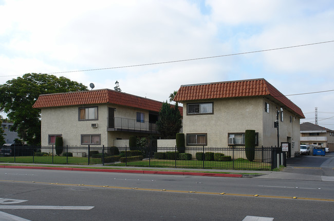 1501 S Hampstead St in Anaheim, CA - Foto de edificio - Building Photo