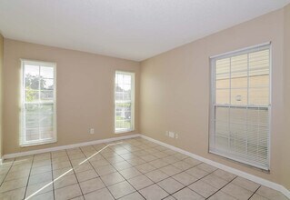 1226 Lois Ave in Apopka, FL - Building Photo - Building Photo