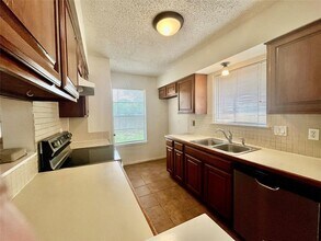 2719 Ferry Landing in Sugar Land, TX - Building Photo - Building Photo