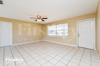 10727 Figtree Ct in Lehigh Acres, FL - Building Photo - Building Photo