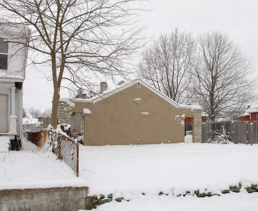 409 Ryan Ave in Columbus, OH - Foto de edificio