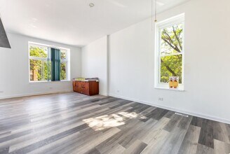 901 W 19th St, Unit 3 in Chicago, IL - Foto de edificio - Building Photo