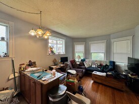 34 Central St, Unit 2 in Somerville, MA - Building Photo