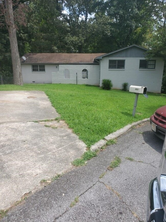 property at 4522 Montclair Dr