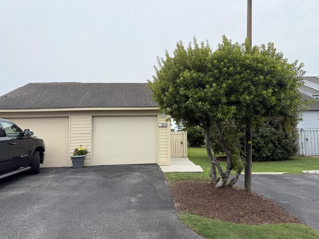 4016 Fairway Lakes Dr in Myrtle Beach, SC - Foto de edificio - Building Photo