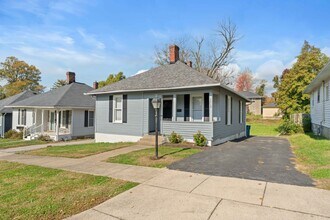 1319 Maple St in Shelbyville, KY - Building Photo - Building Photo