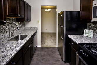 Ross Ridge Apartment Homes in Rosedale, MD - Building Photo - Building Photo