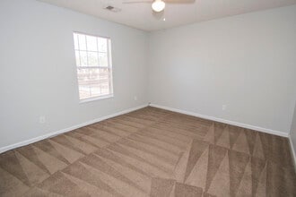 233 Woodcote Dr in Gaston, SC - Building Photo - Building Photo