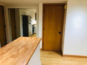 21 Soloff Blvd in Inwood, NY - Building Photo - Building Photo