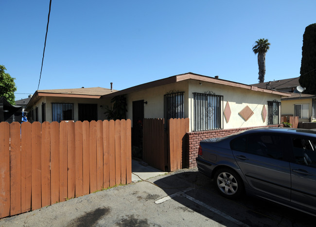 1557 Torrance Blvd in Los Angeles, CA - Foto de edificio - Building Photo