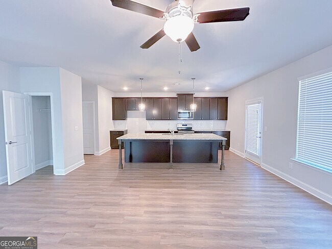 2586 Mls Cmn Dr in Decatur, GA - Building Photo - Building Photo