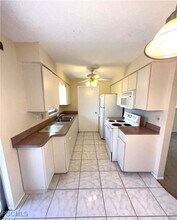 25 Castlebar Cir in Ft. Myers, FL - Building Photo - Building Photo