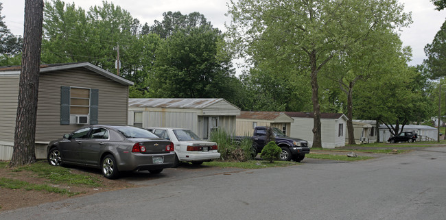 Madison Place in Knoxville, TN - Building Photo - Building Photo