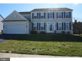 5 W Minglewood Dr in Middletown, DE - Building Photo
