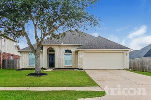 1318 Auburn View Ln in Fresno, TX - Building Photo