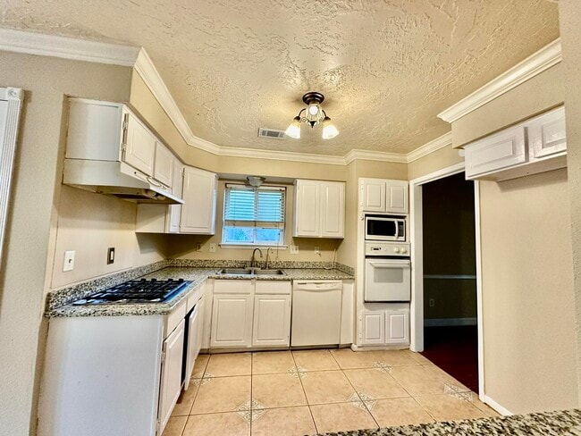 3110 Indian Wells Ct in Missouri City, TX - Building Photo - Building Photo