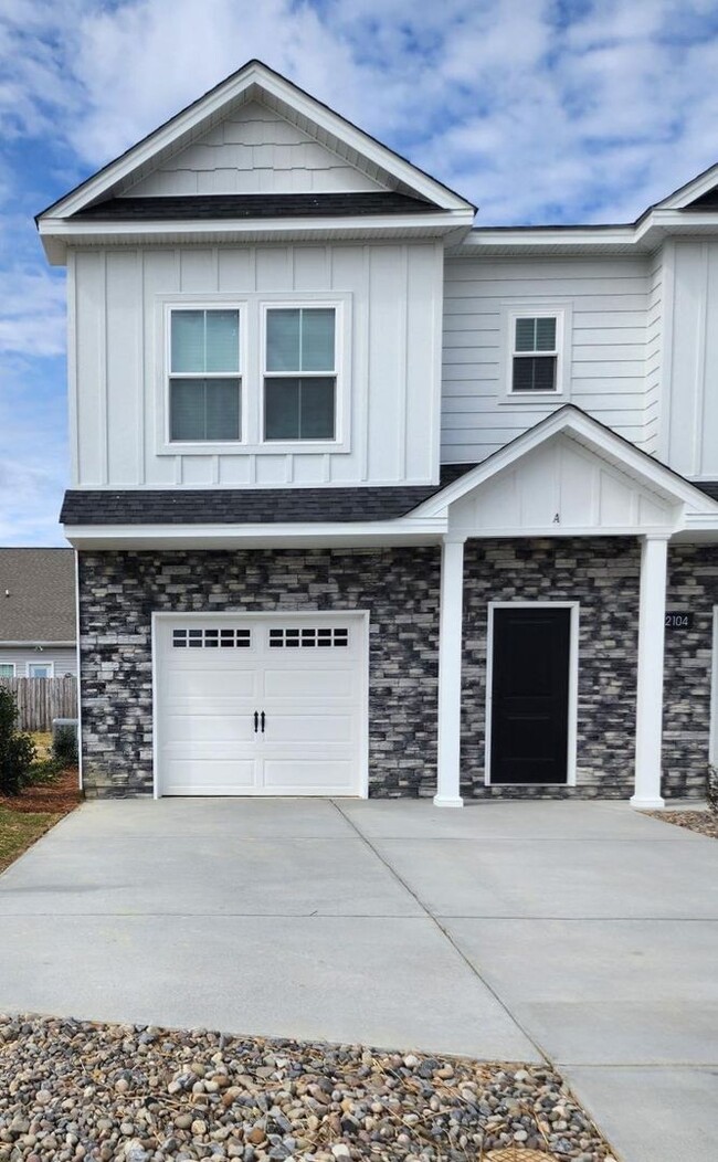 property at 2104 N Kali Ln