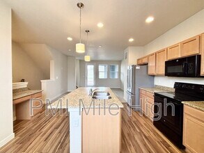 11220 Uptown Ave in Broomfield, CO - Building Photo - Building Photo