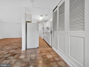 4600 Connecticut Ave NW in Washington, DC - Building Photo - Building Photo