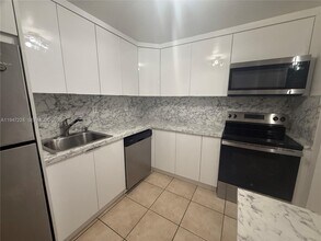 8500 SW 109th Ave in Miami, FL - Building Photo - Building Photo