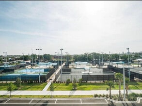 2353 Brix St in Orlando, FL - Foto de edificio - Building Photo