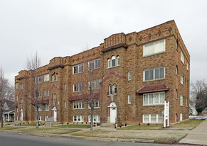 Foxmoor Apartments