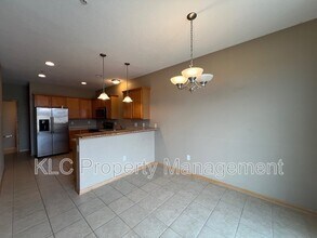 662 86th St in West Des Moines, IA - Building Photo - Building Photo