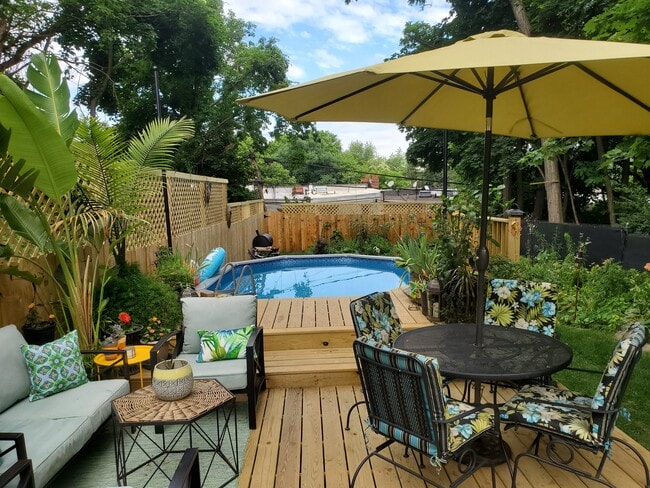 293 E Bringhurst St in Philadelphia, PA - Building Photo - Building Photo