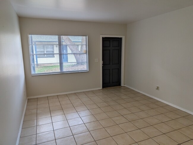 property at 124 S Montclair Ave