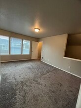 14373 Emily Pl, Unit Private Condo in Oregon City, OR - Building Photo - Building Photo