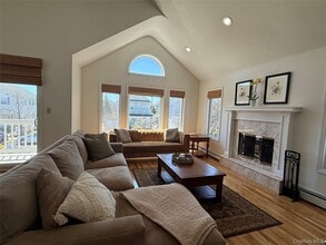 227 W Pine St in Long Beach, NY - Building Photo - Building Photo