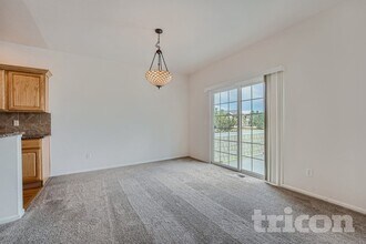 8566 S Lewis Way in Littleton, CO - Building Photo - Building Photo