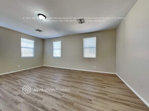 6620 W Johnson St in Phoenix, AZ - Foto de edificio - Building Photo