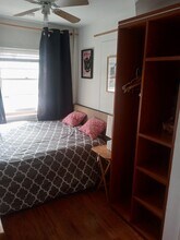 2023 Cloverfield Blvd, Unit F in Santa Monica, CA - Foto de edificio - Building Photo