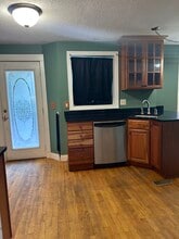 30-2 Wall St, Unit Wall Street 1st Floor in Coventry, CT - Building Photo - Building Photo