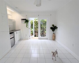 1004 N 16th Ave in Hollywood, FL - Building Photo - Building Photo
