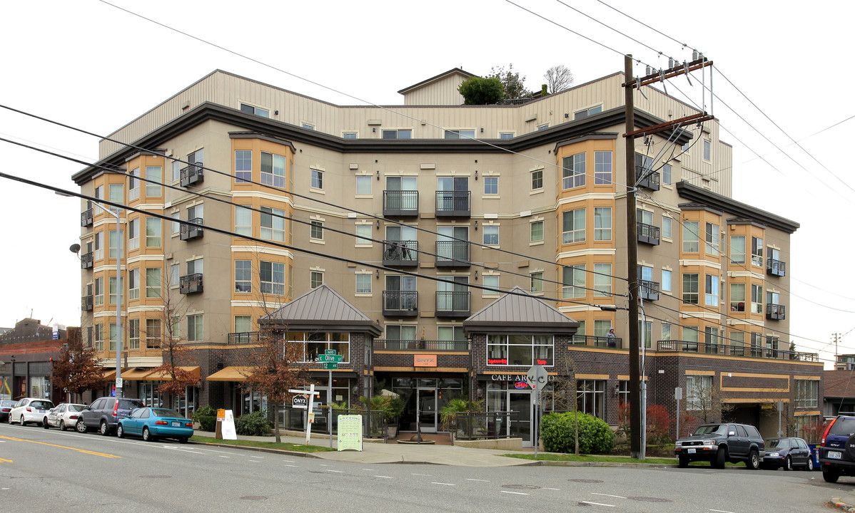 The Oliver in Seattle, WA - Building Photo