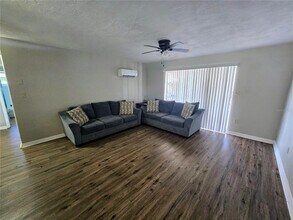 6916 300th Ave N in Clearwater, FL - Building Photo - Building Photo