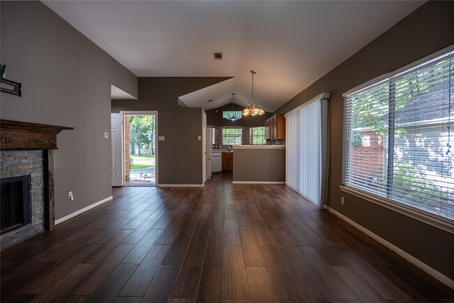 property at 46 N Rushwing Cir