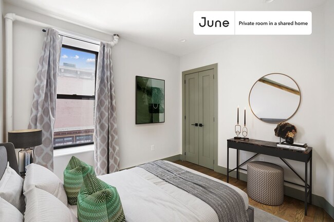 property at 1675 Lexington Ave