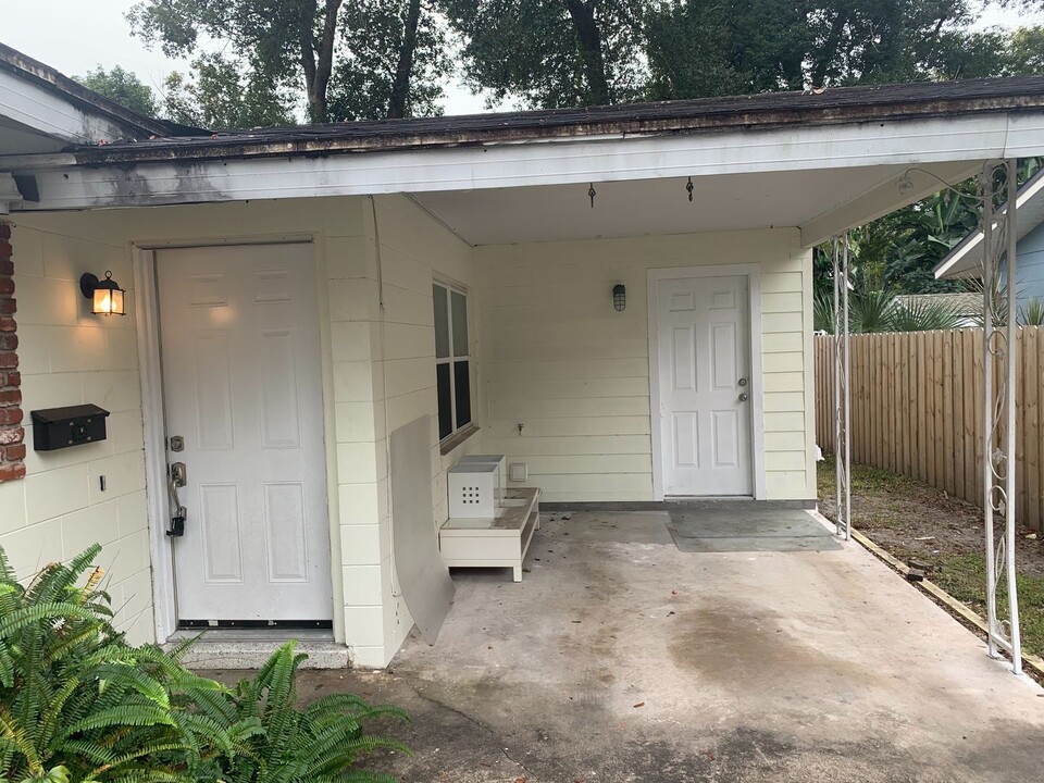 1908-1910 Canton St in Orlando, FL - Building Photo