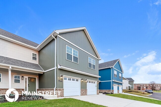 2094 Steamboat Wy in Jeffersonville, IN - Building Photo - Building Photo